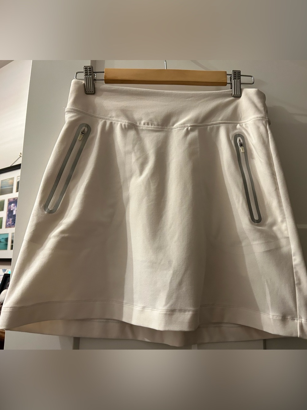 Nike White Golf Skort with Subtle Gray Logo